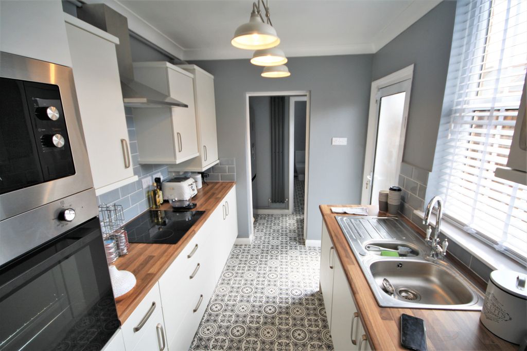 Property photo 2 of 11 Img_2091