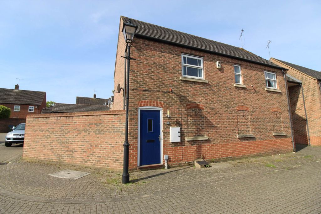 Property photo 1 of 8