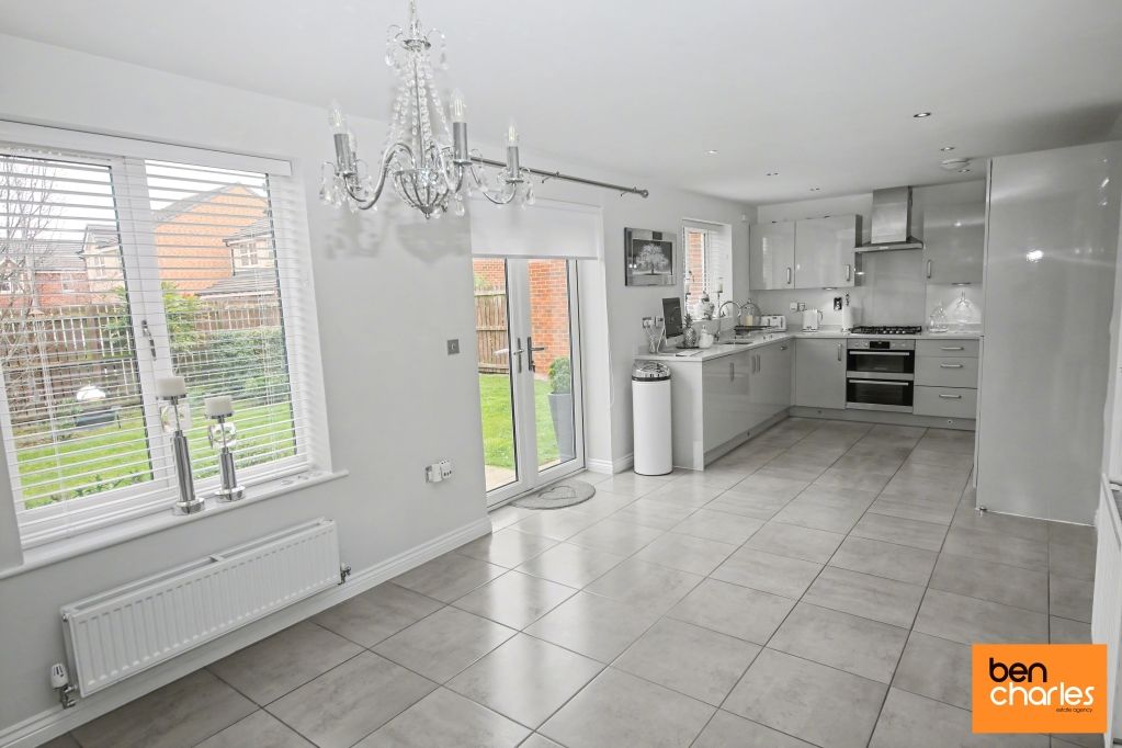 Property photo 2 of 14 Picture No. 22