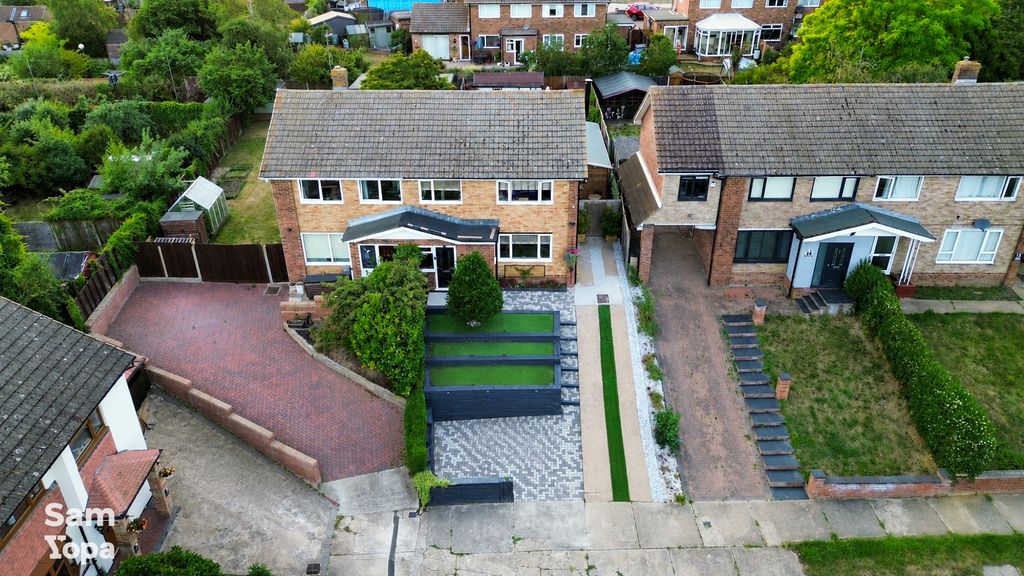 Property photo 2 of 28 Img_8102