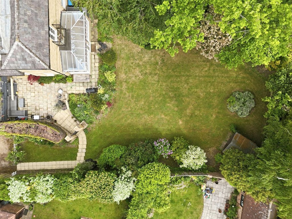 Additional image 12 of 2 bed flat for saleChurchgate Street, Old Harlow, Essex CM17