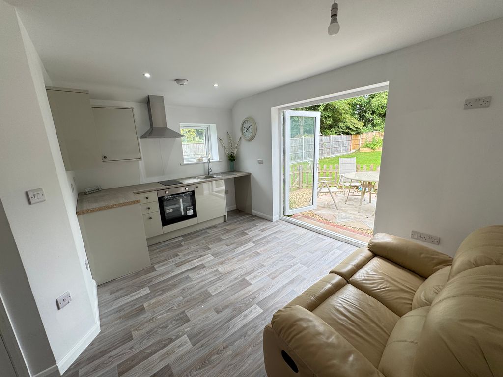 Property photo 2 of 8 Img_0522