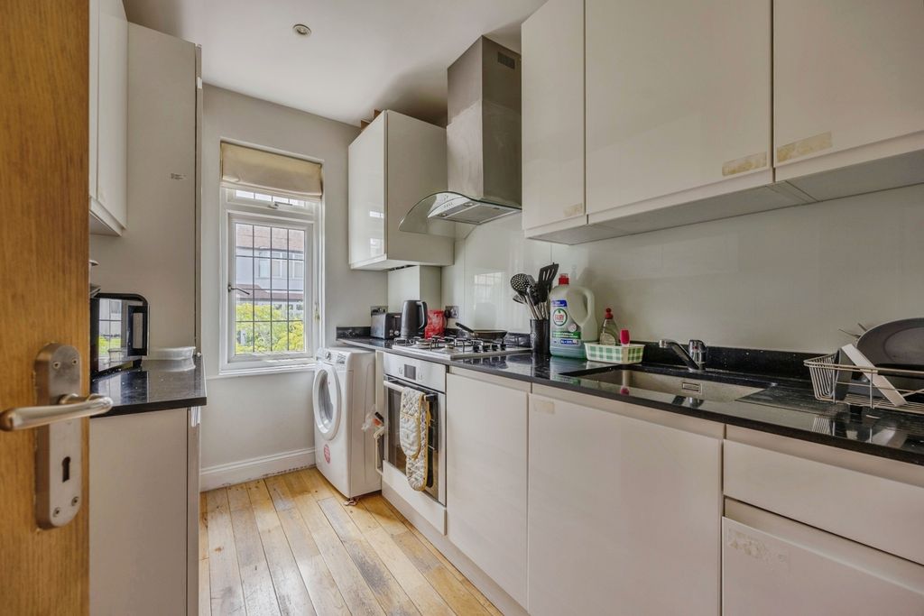 Property photo 1 of 11 Pbox-Img.Jpg