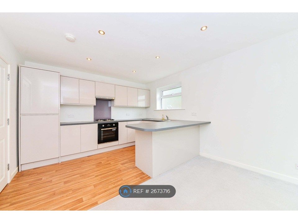 Property photo 2 of 17 Kitchen/Diner