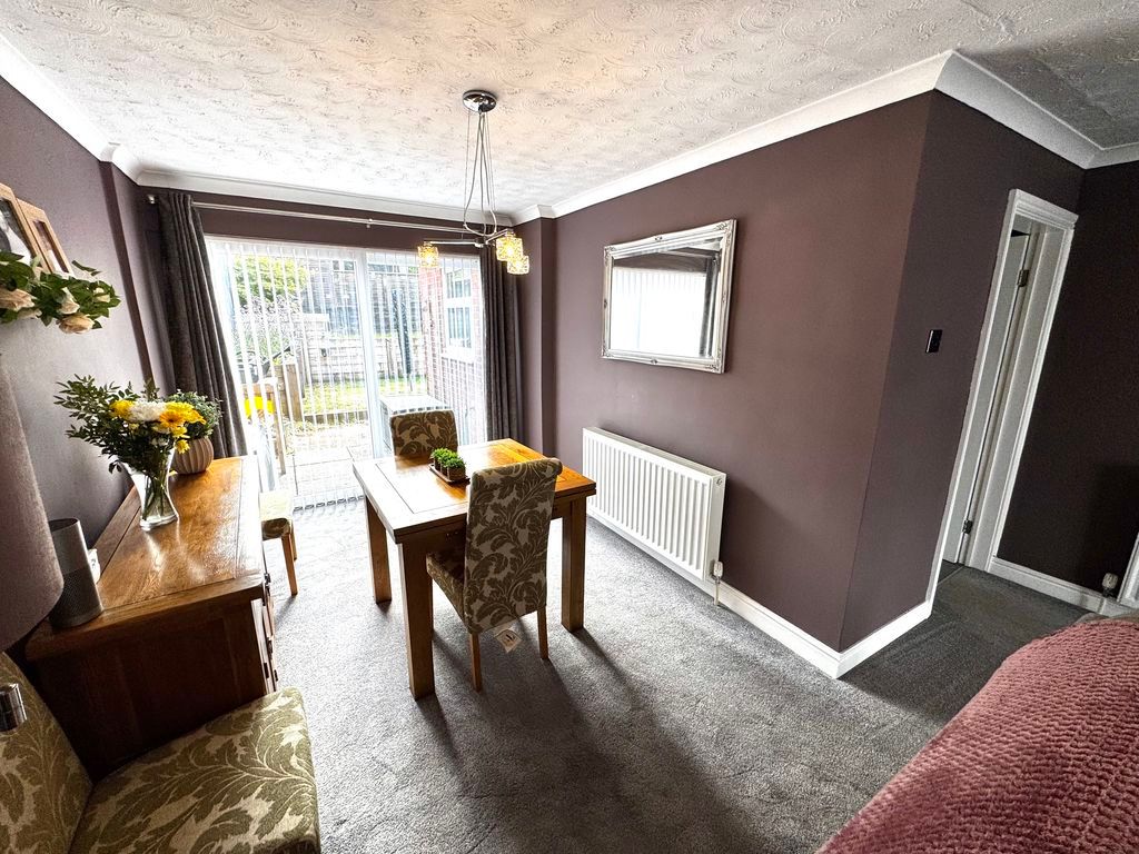 Property photo 3 of 15 Photo 6