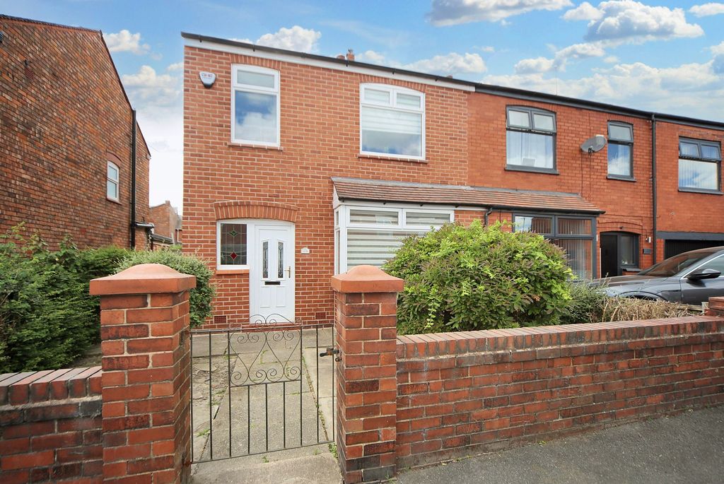 Property photo 1 of 20