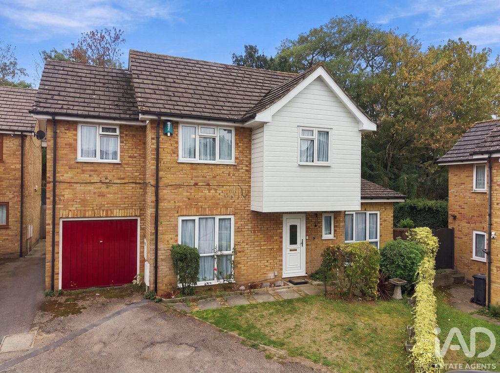 Property photo 1 of 31