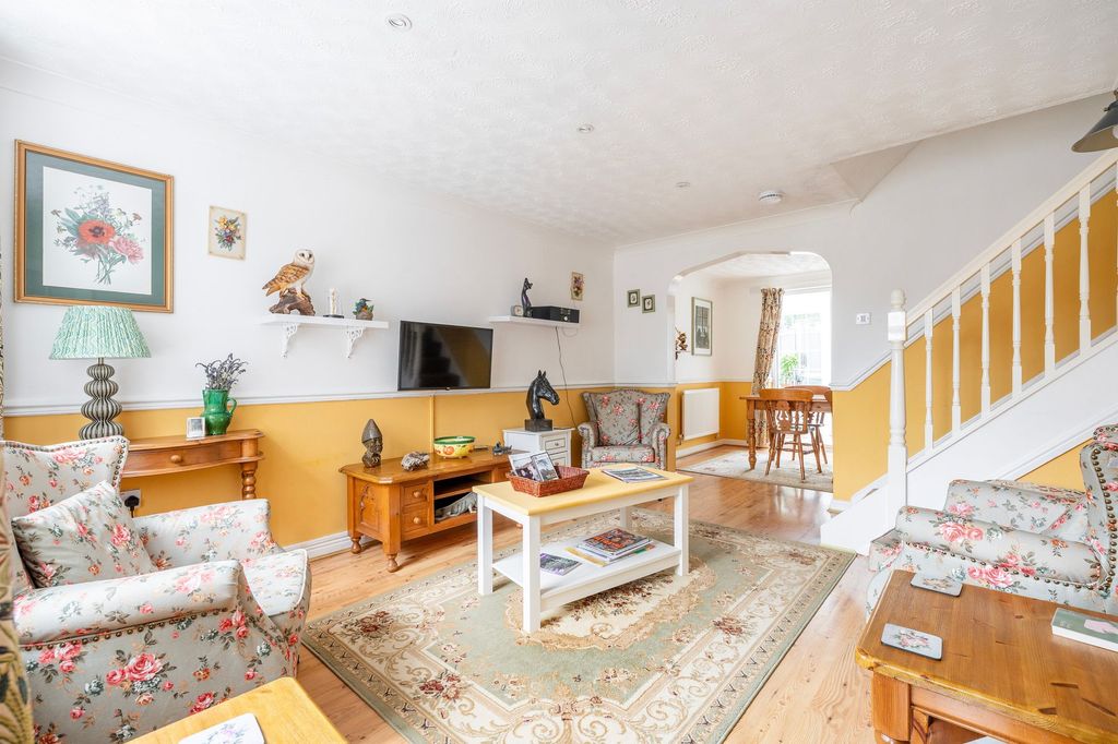 Property photo 3 of 29
