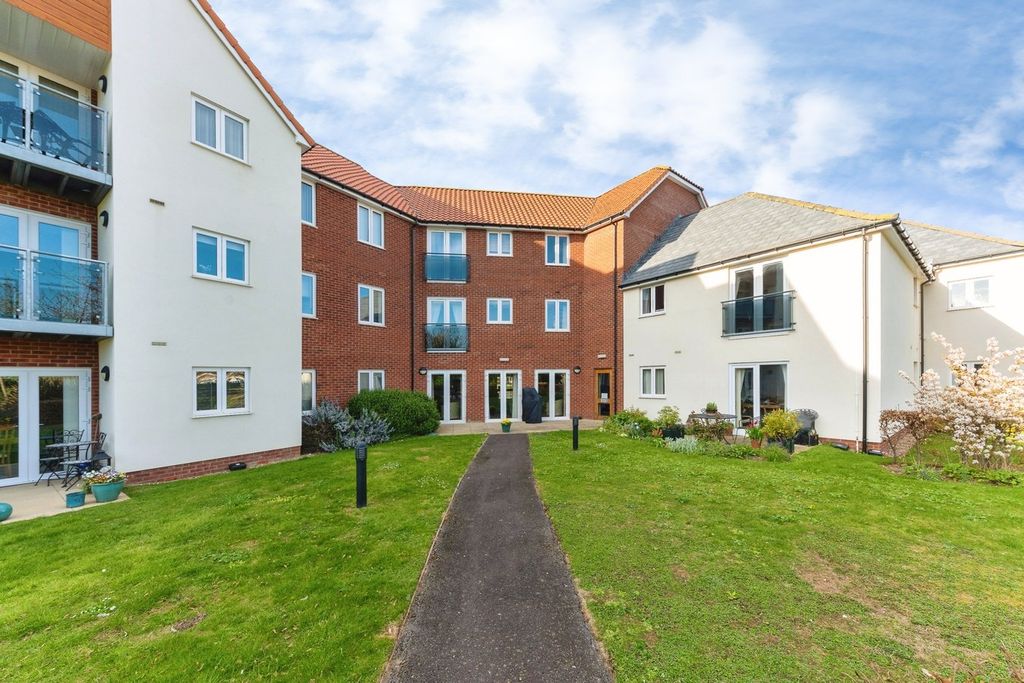 Additional image 14 of 1 bed property for saleTaylors Avenue, Cleethorpes DN35