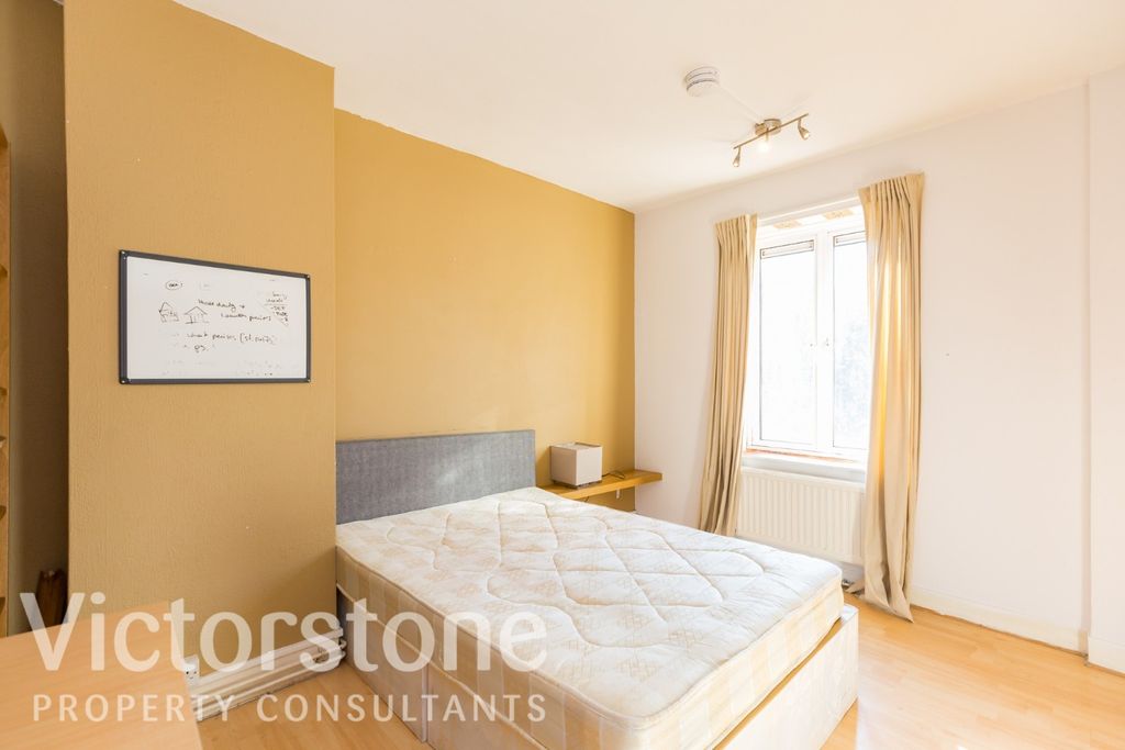 Property photo 3 of 24 1435734