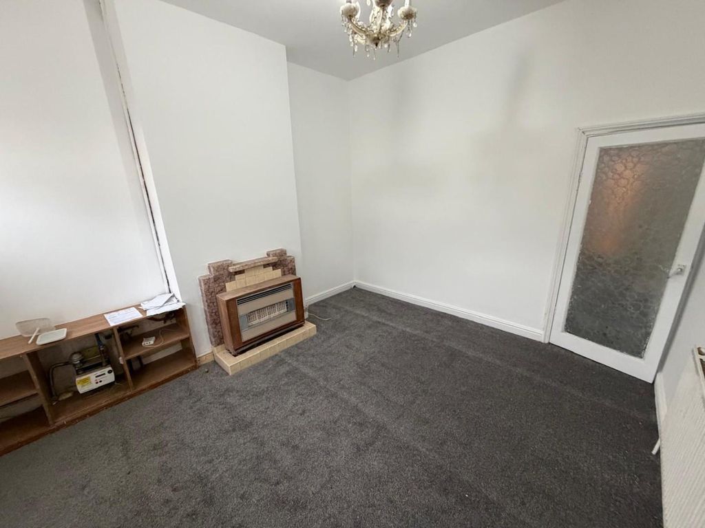 Property photo 3 of 15 3.Jpeg