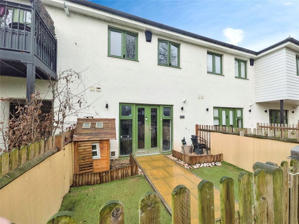 Property photo 1 of 7 Picture No. 16