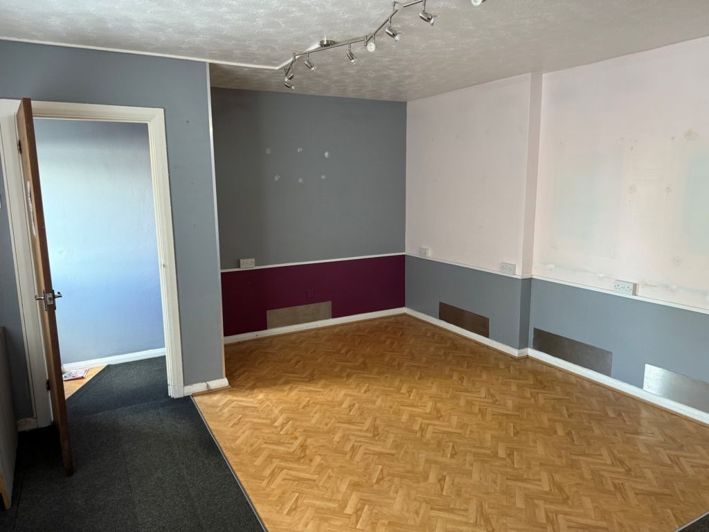 Property photo 3 of 4