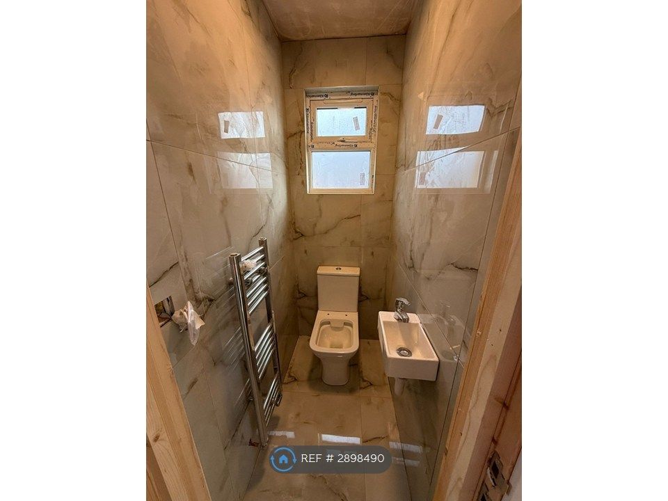 Property photo 3 of 3