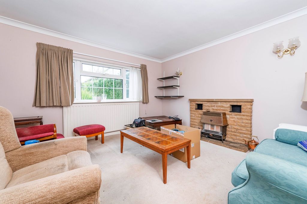 Property photo 2 of 17 Living Room