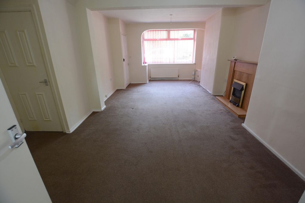 Property photo 3 of 12 Photo 15