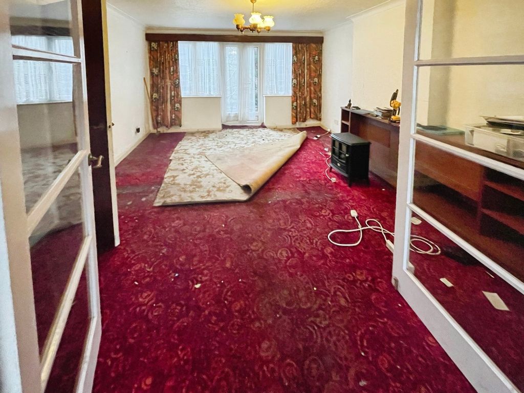 Property photo 2 of 9 Lounge/Diner