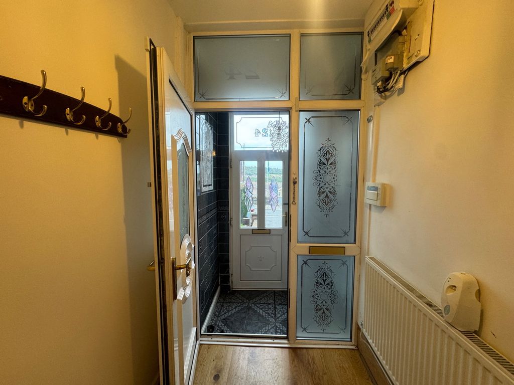 Property photo 2 of 24