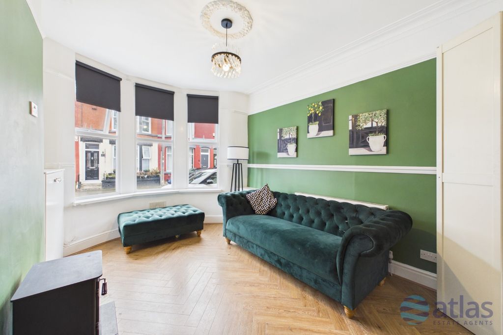 Property photo 3 of 17 Reception Room