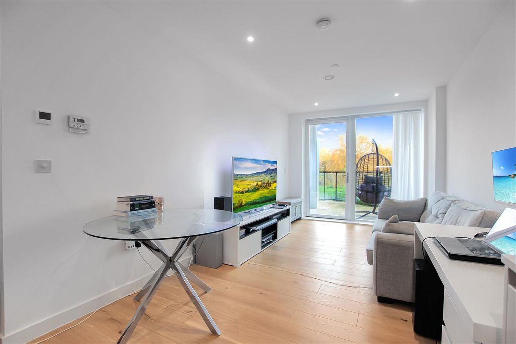 Property photo 2 of 9 Img_4083.Jpg