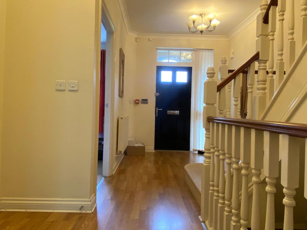 Property photo 2 of 21 5217192