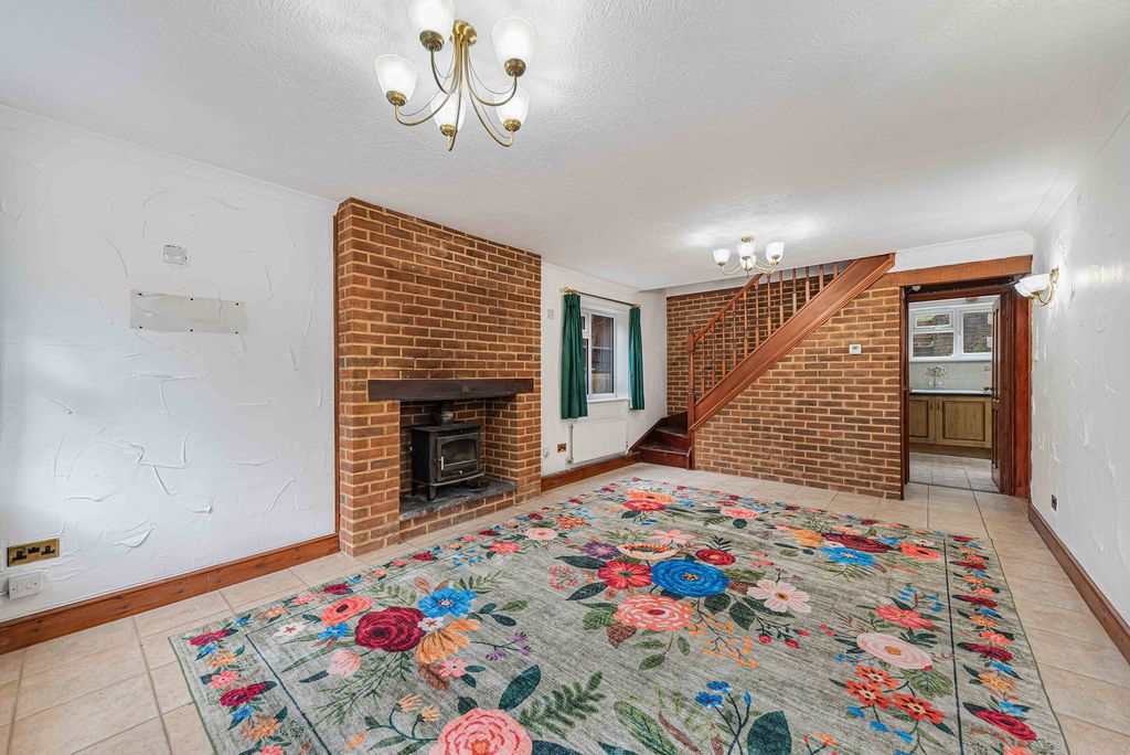 Property photo 3 of 42