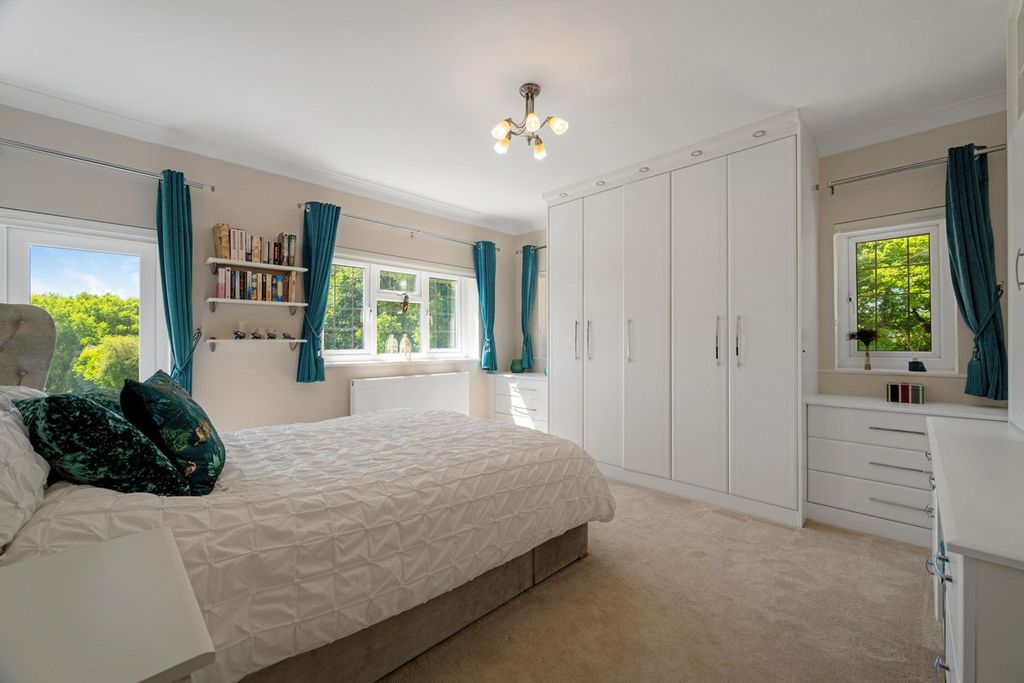 Additional image 25 of 6 bed detached house for saleCherry Pit Lane, Beoley, Worcestershire B98