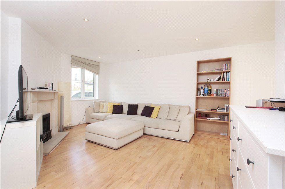 Property photo 2 of 14
