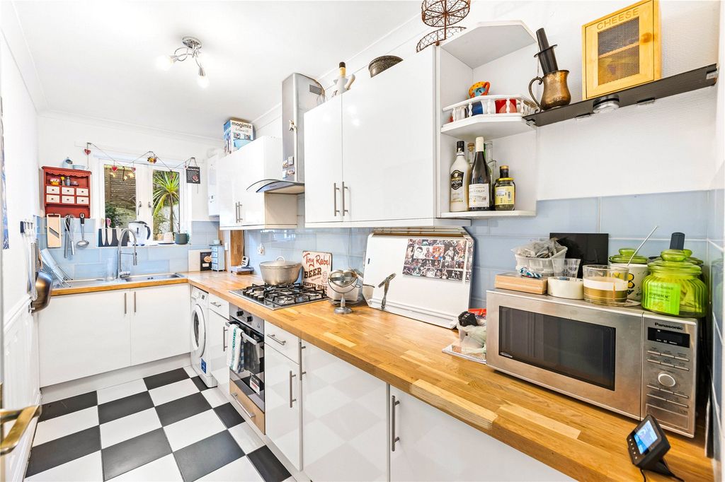 Property photo 2 of 15 Picture No. 07