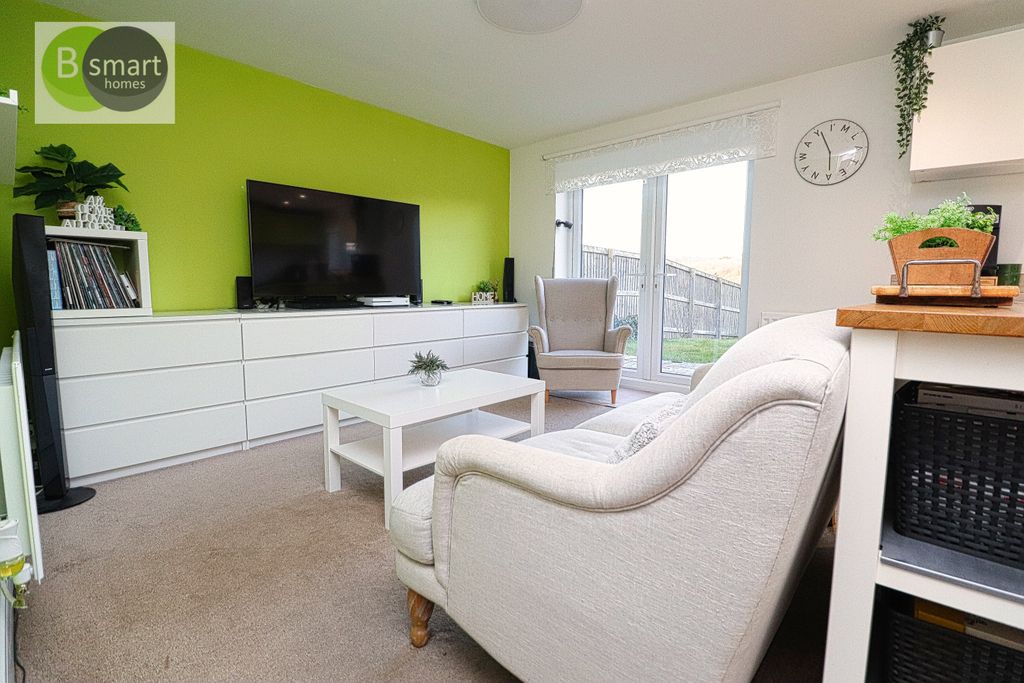 Property photo 2 of 16 Img_8144