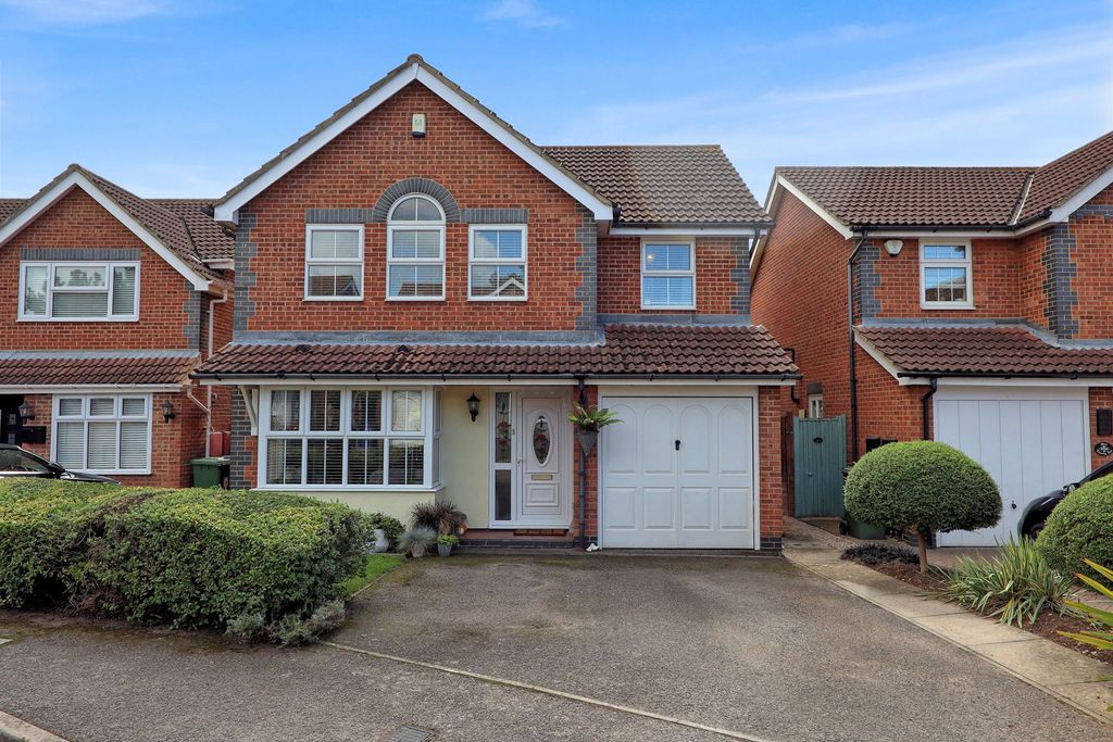 Property photo 1 of 33