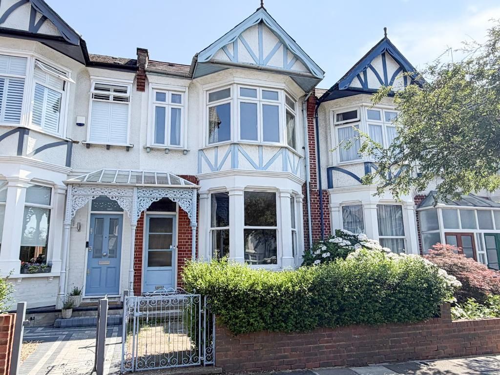 Property photo 1 of 11
