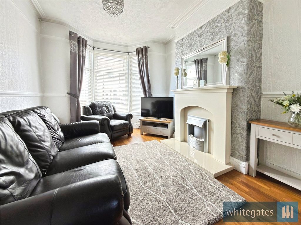 Property photo 3 of 15 Picture No. 04