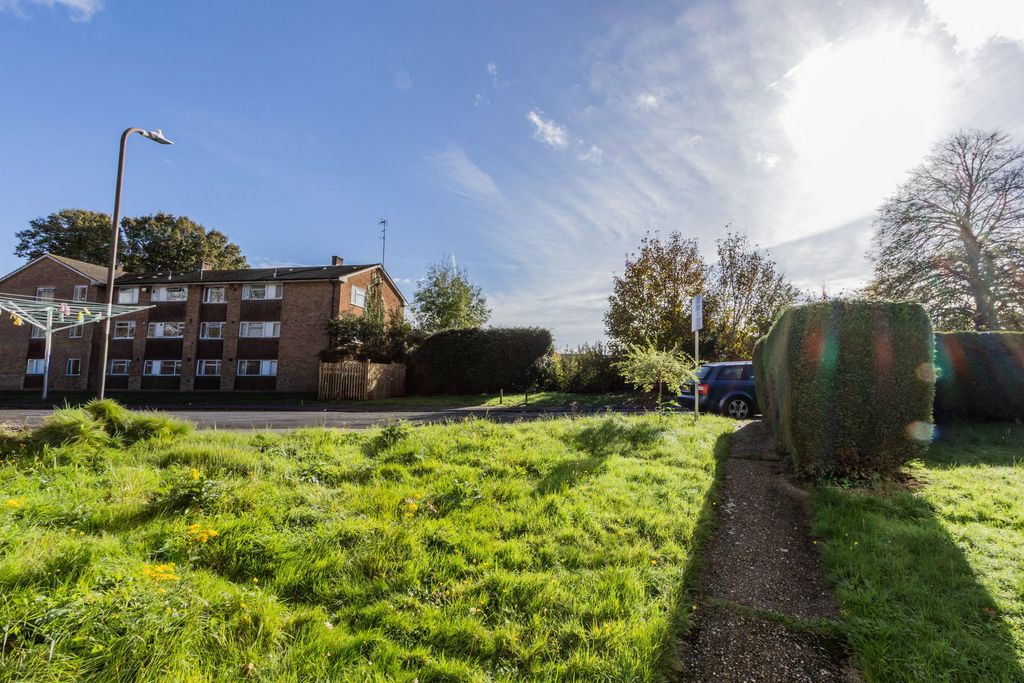 Property photo 2 of 7