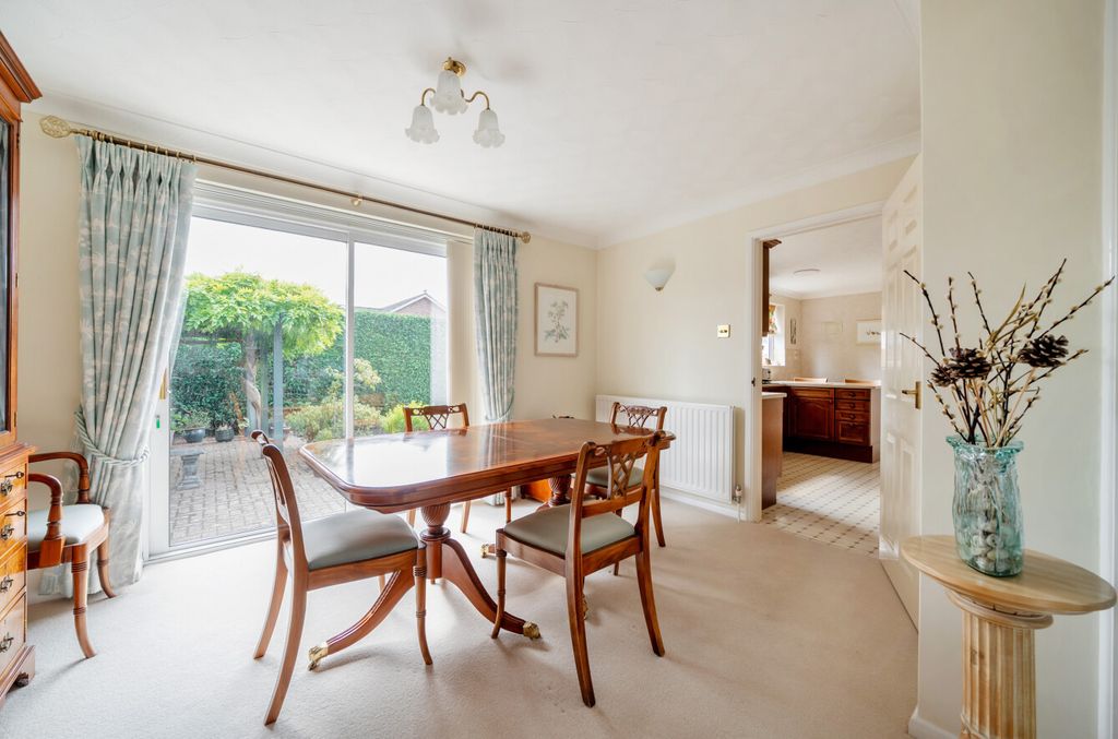 Property photo 3 of 15 1343169-15-68A868...