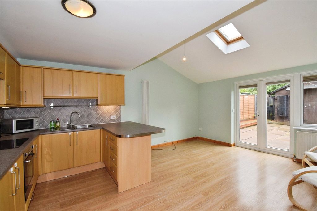 Property photo 2 of 19 Living Kitchen