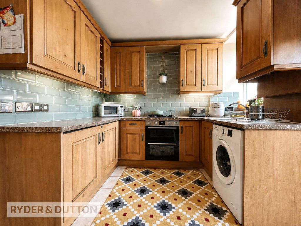 Property photo 3 of 19 Kitchen/Diner
