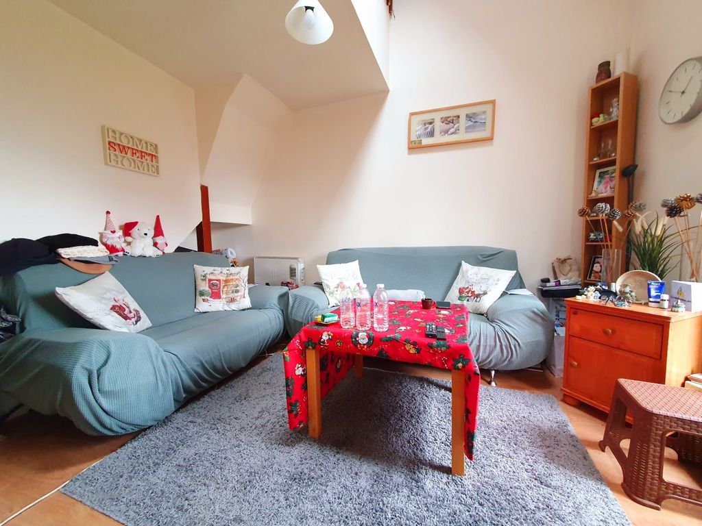 Property photo 2 of 7