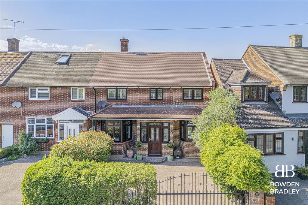 Property photo 1 of 19 Front