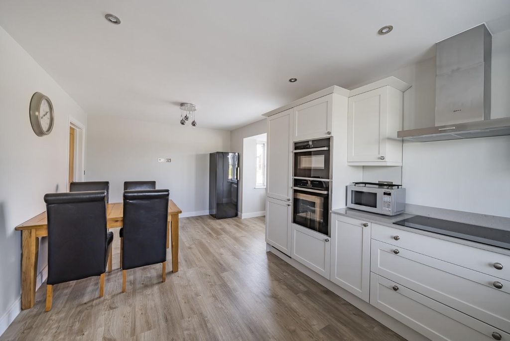Property photo 3 of 18 1190816 (12).Jpg