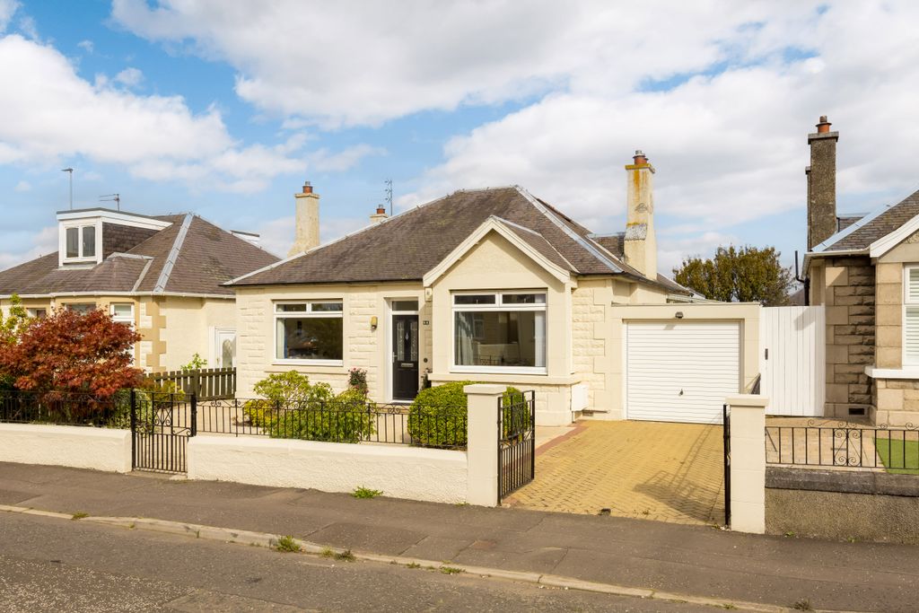 Property photo 1 of 33 Primary Property Image