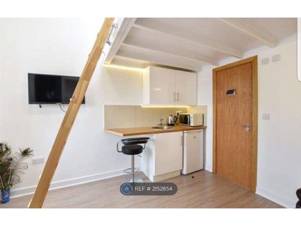 Property photo 3 of 7 Small Kitchen