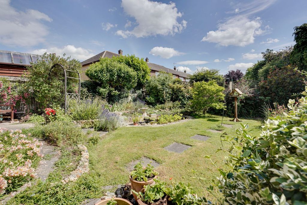 Property photo 3 of 17