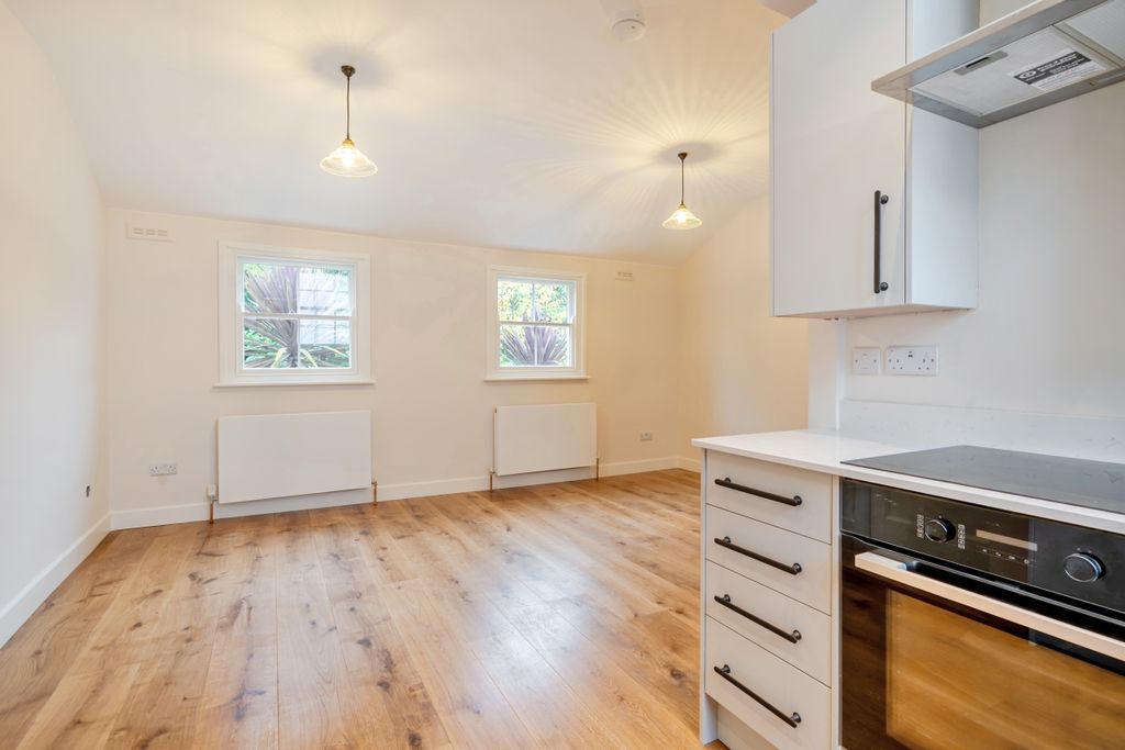 Property photo 2 of 13 Kitchen