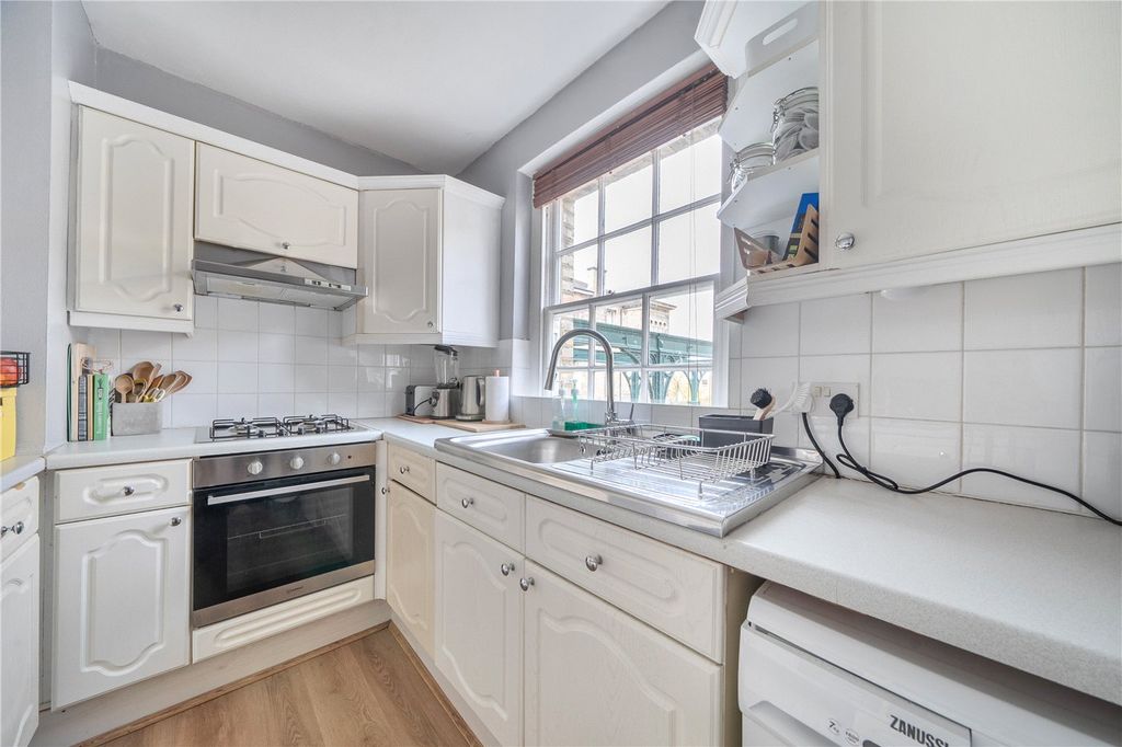 Property photo 3 of 12 Picture No. 21