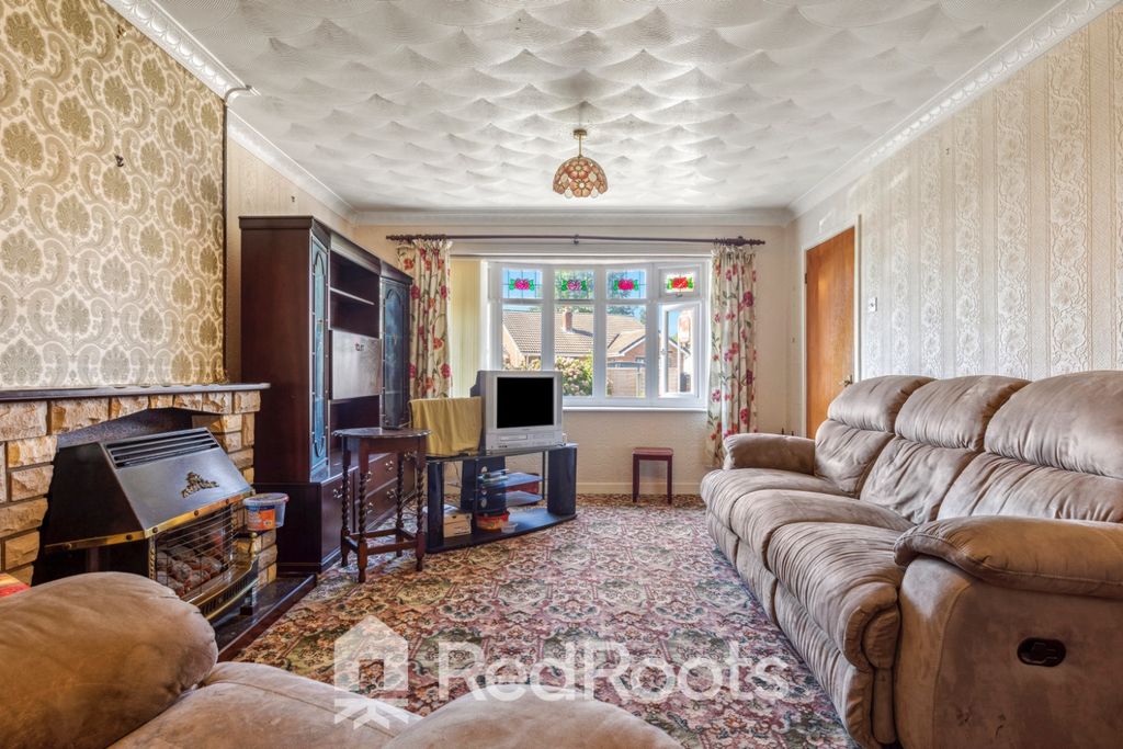Property photo 3 of 14 4194124