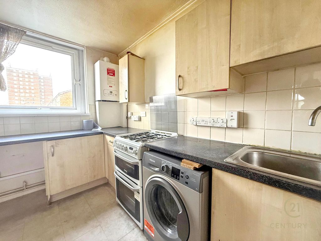 Property photo 3 of 10