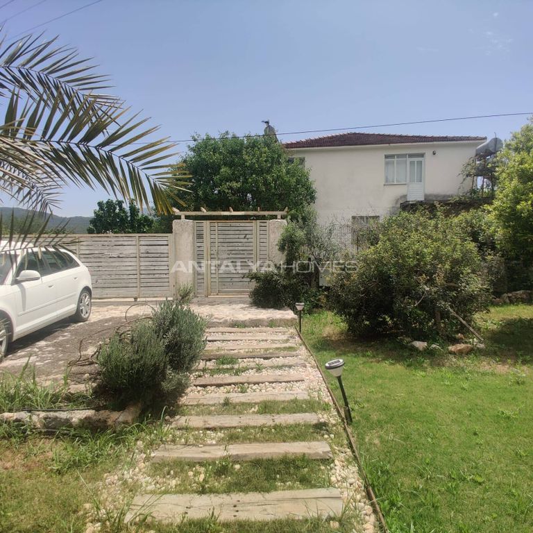 Property photo 3 of 33