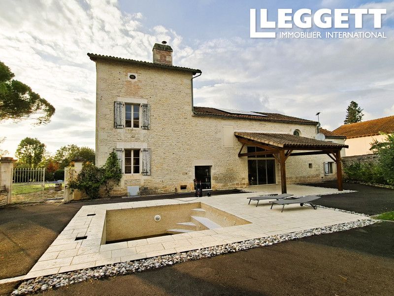 Property photo 3 of 10