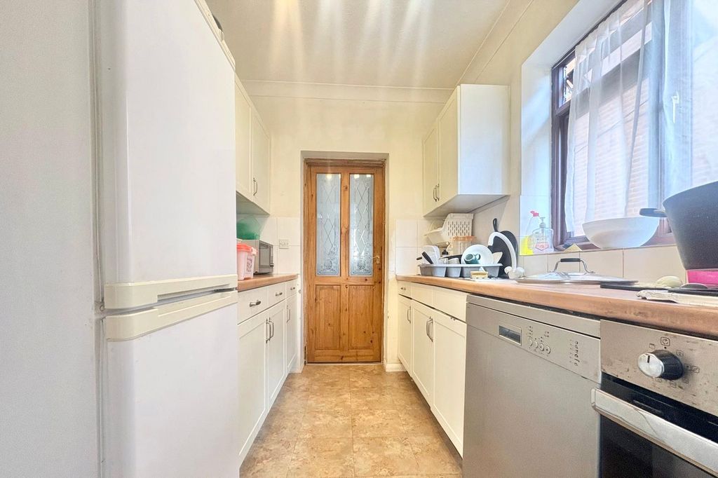 Property photo 2 of 14 Picture No. 14